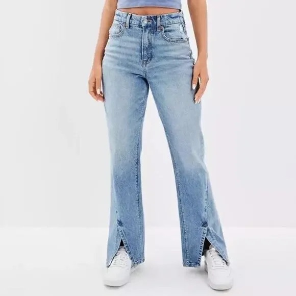 American Eagle Outfitters Denim - American Eagle Outfitters high rise Curvy 90s Bootcut jeans. Women size 18
